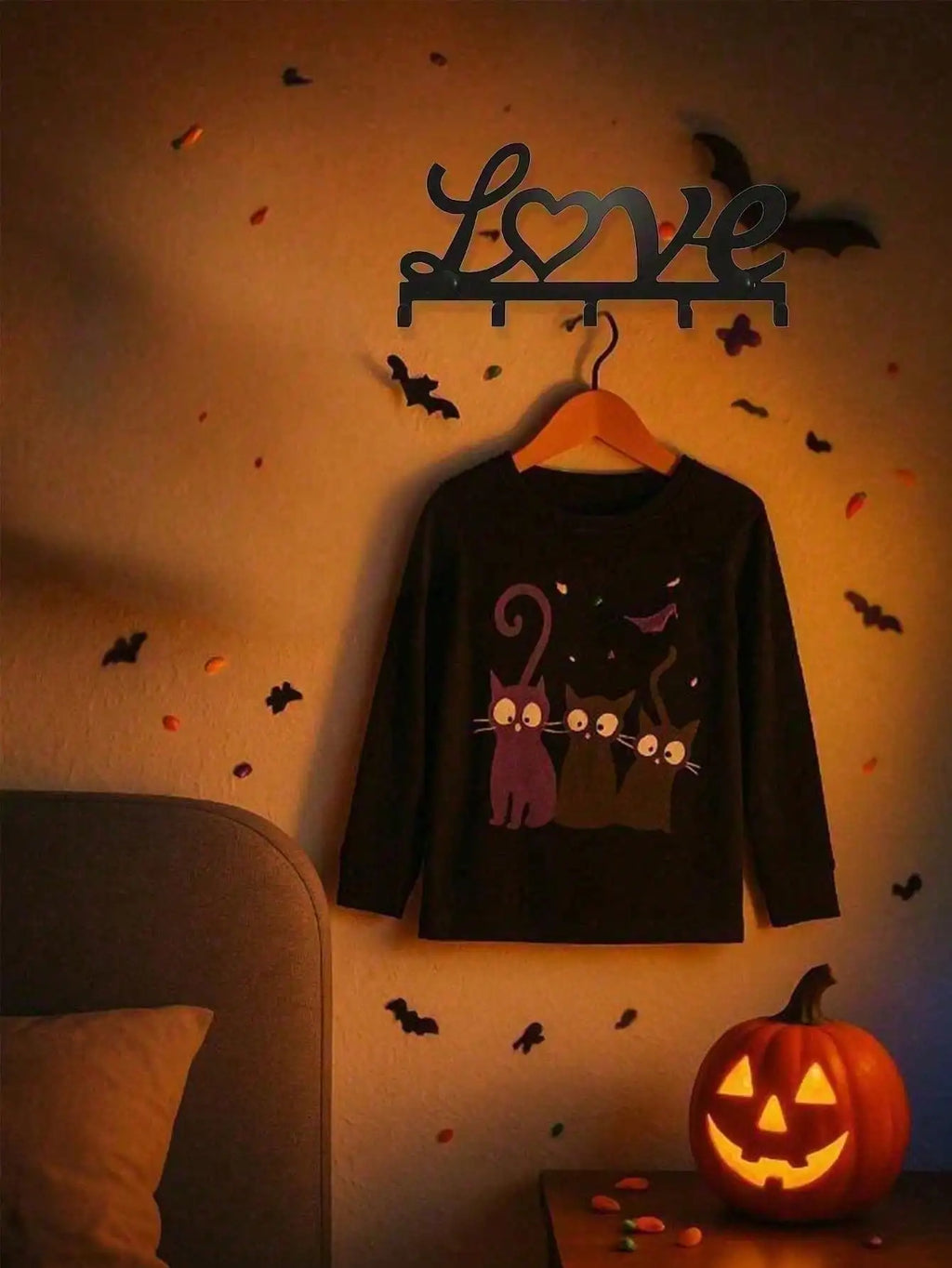 Wrought Iron "Love" Heart Wall Hook Set Modern Romantic Theme Metal Silhouette - Home Entryway/Bedroom Decor