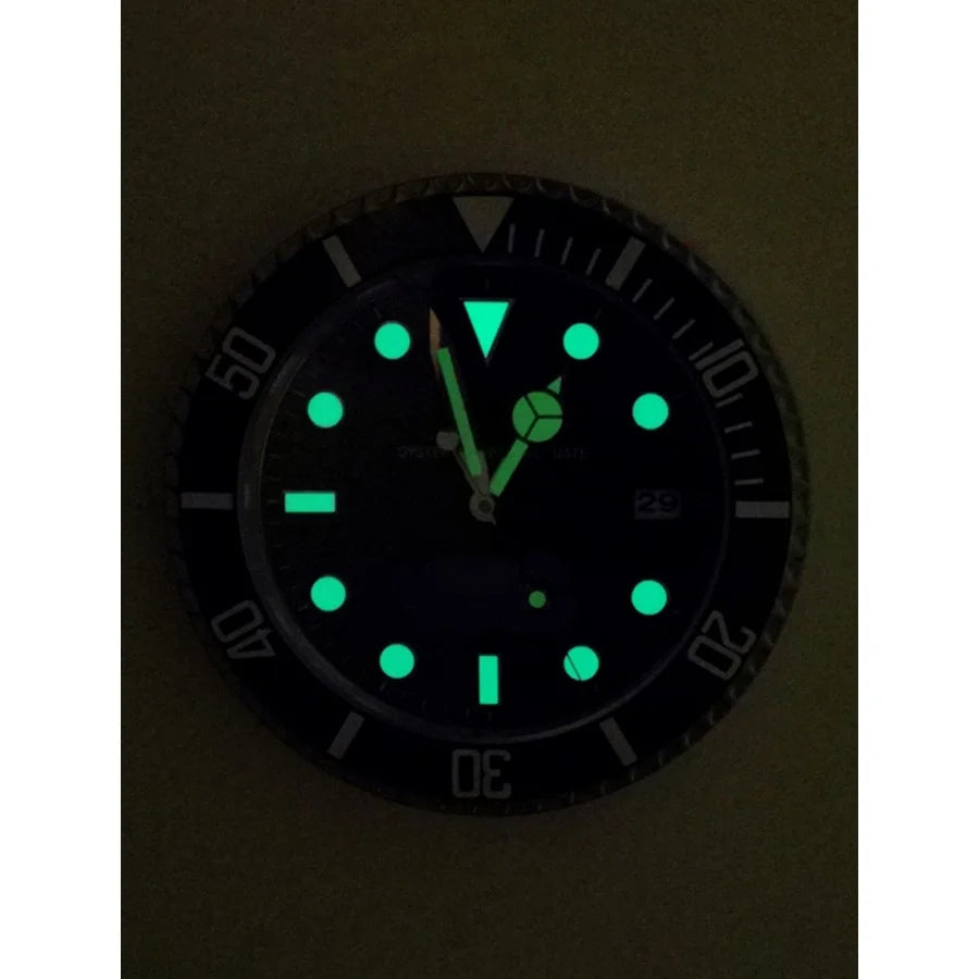 34cm Luxury Creative Wall Clock Modern Metal Design Art Wall Clock Home Large Digital Luminescent Bedroom Decoration Clock